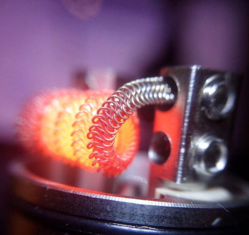 El Vapeador da desagradable sabor a quemado - Vapeando Ando vape shop